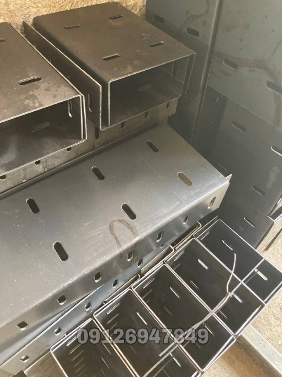 کاربرد والپست منقطع در ساختمان